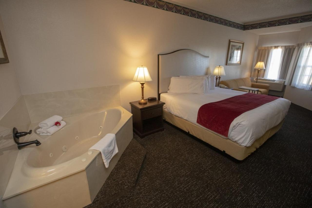 Hotel Grand Victorian Branson Extérieur photo